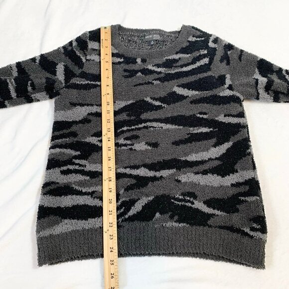 Barefoot Dreams CozyChic Seaside Crew-Neck Pullover super soft camo print - Picture 11 of 11
